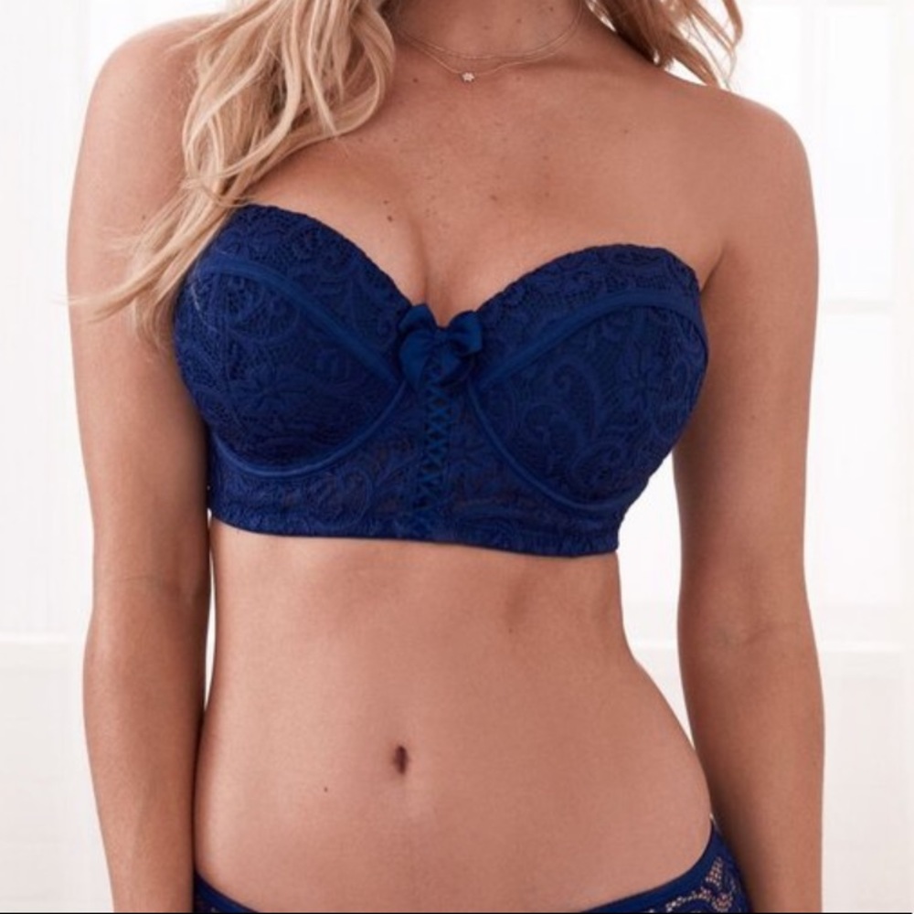 New Adore Me Azura Contour Bra